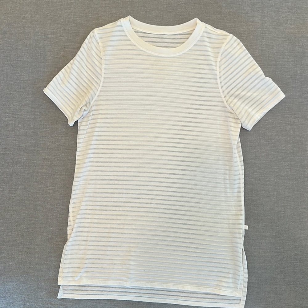 Lululemon White Short Sleeve. Size 6